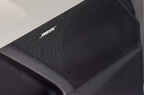 Speakers View of Kia Sorento