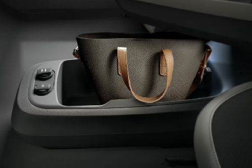 EV6 Armrest Rear