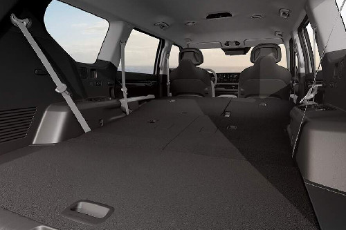 Folding Seats of Kia EV9