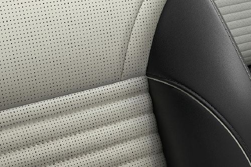 Land Rover Discovery Upholstery Details