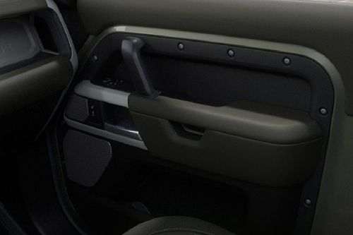 Land Rover Defender 90 Passengers View