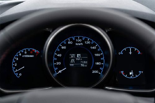 CX70 TachoMeter
