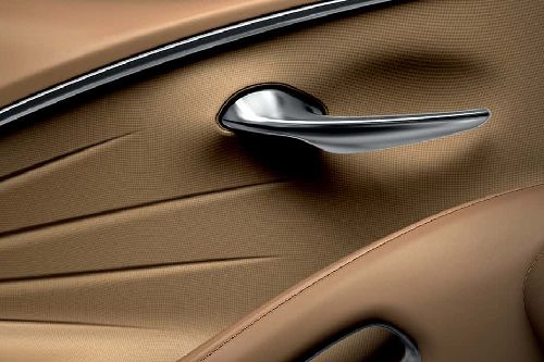door handle interior of Lexus LC Convertible