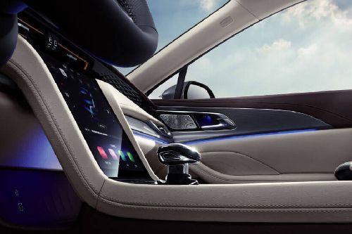 Hongqi H5 Gear Shifter