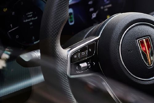 Hongqi H5 Multi Function Steering