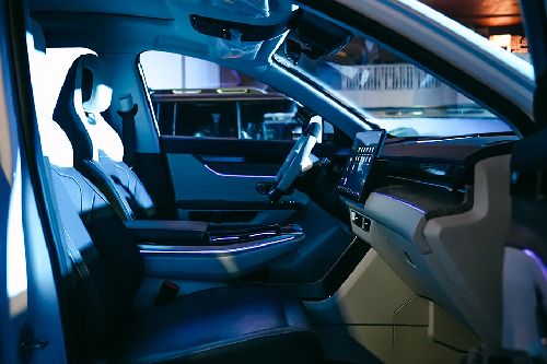 Jetour Dashing Driver's Side View Door Open