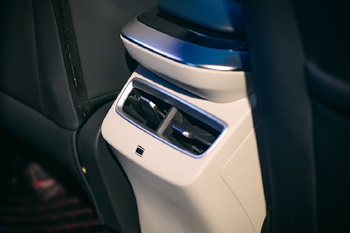 Dashing Rear AC Controls