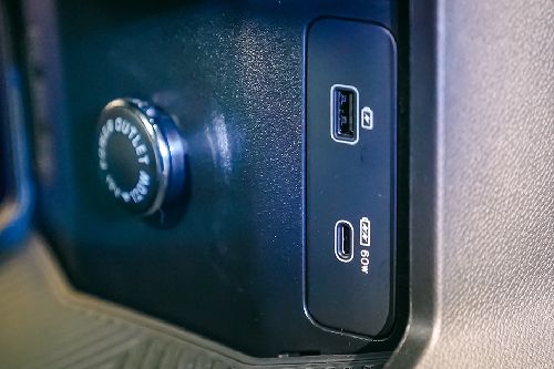 Power Accessories Outlet View of Jetour T2