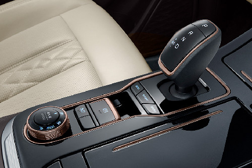 Center Controls of Dongfeng Rich 7