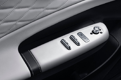 Dongfeng Nammi Drivers Side In Side Door Controls