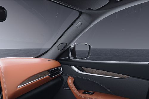 Maserati Levante Passengers View