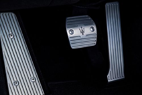 MC20 Richbrook Competition Foot Pedal Set