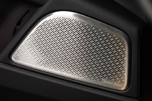 Speakers View of Maserati Grecale
