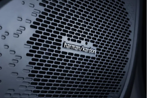 Speakers View of Lynk & Co 08 EM-P