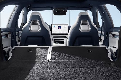 Folding Seats of ZEEKR 001