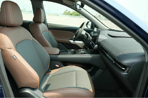 VF MPV 7 Front Seats