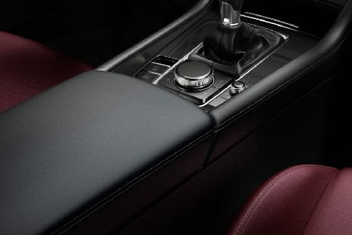 Center Controls of Mazda 3 Hatchback