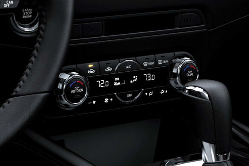 Front AC Controls of Mazda CX-5