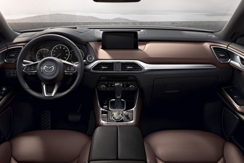Dashboard View of CX-9
