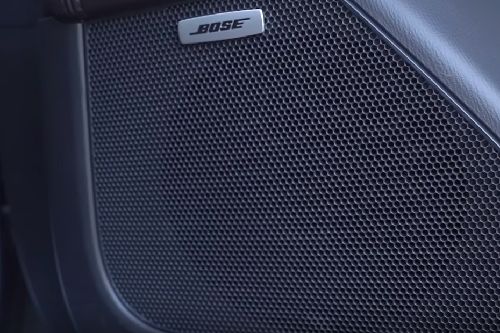 Speakers View of Mazda CX-8