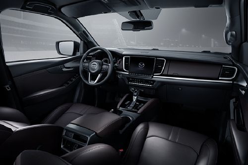 Dashboard View of BT-50 (2022-2024)