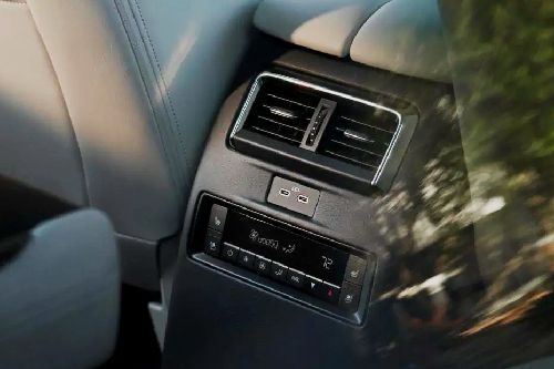 CX-90 Rear AC Controls