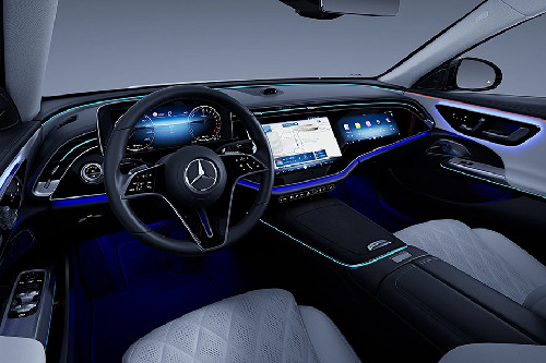 Dashboard View Dashboard View of E-Class Sedan