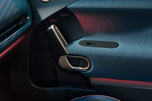 door handle interior of MINI Aceman