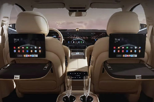 Rear Seat Entertainment of AITO M9