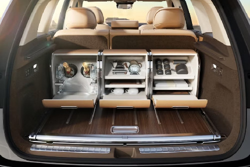 Storage Closer View Storage Closer View of AITO M9