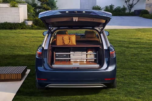 M9 Trunk Open
