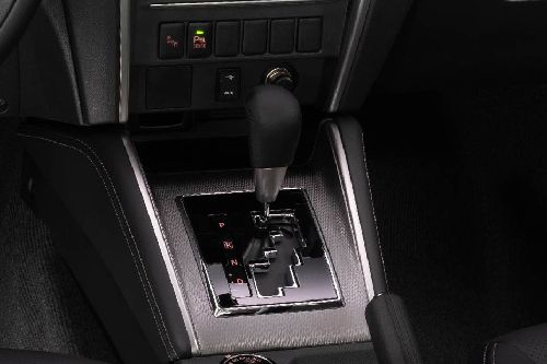 Mitsubishi Strada Gear Shifter