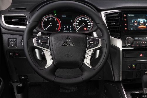 Mitsubishi Strada Steering Wheel