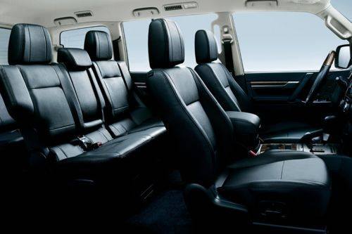 Mitsubishi Pajero Front And Rear Seats Together