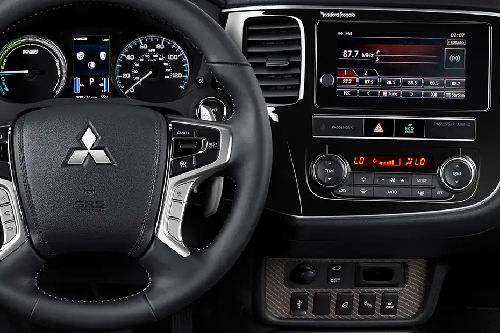 Center Console Outlander PHEV Center Console