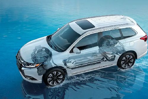 Outlander PHEV Engine