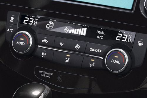Front AC Controls of Nissan X–Trail