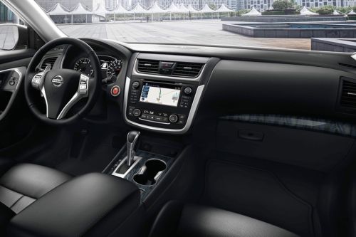 Dashboard View of Altima