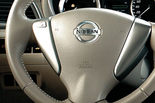 Nissan Sylphy Multi Function Steering