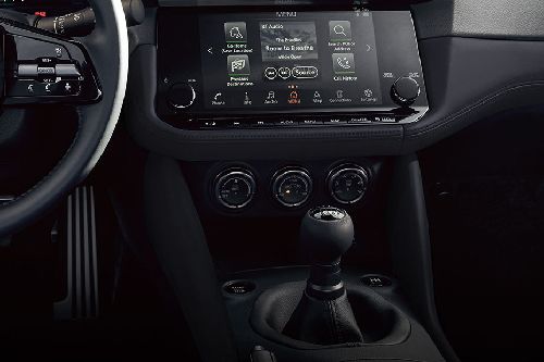 Front AC Controls of Nissan Z