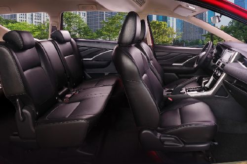 Nissan Livina Front And Rear Seats Together