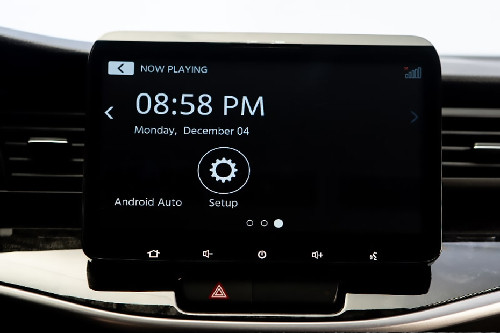 XL7 Hybrid touch screen