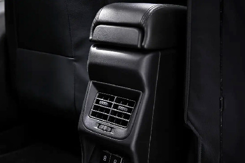 Fronx Rear AC Controls