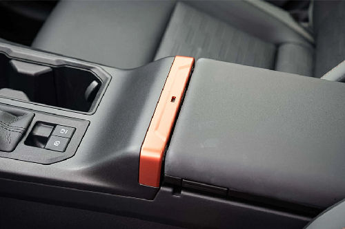 Toyota RAV4 Glove Box