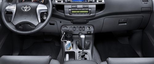Hilux (2005-2015) Center Console