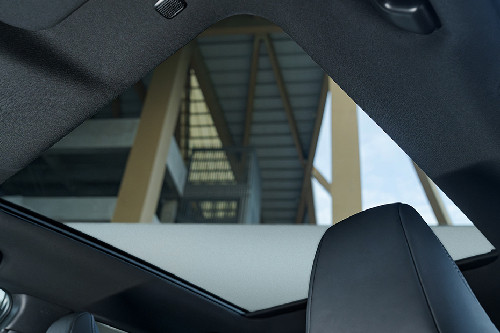 Toyota bZ4X Sunroof Moonroof
