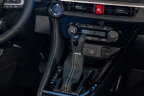 Toyota Ativ Gear Shifter