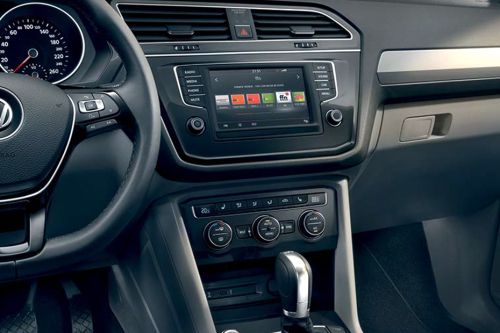 Tiguan (2017-2018) Center Console