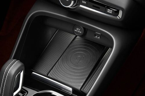 XC40 Front Center Divider