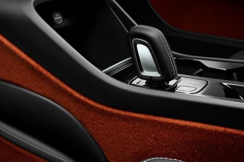 Volvo XC40 Gear Shifter